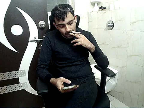 Snapshot of king_kong_india1 chatting on 01-10-26, 12:29 king kong india1 online show from 01-10-26, 12:29