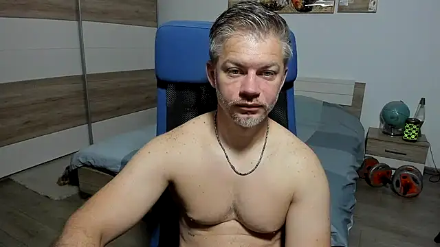 RobbyShawz online show from 06-12-26, 04:55