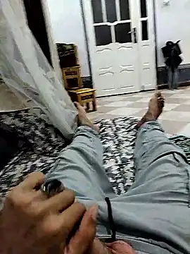 Snapshot of yacinemsila chatting on 10-16-25, 07:26 yacinemsila online show from 10-16-25, 07:26