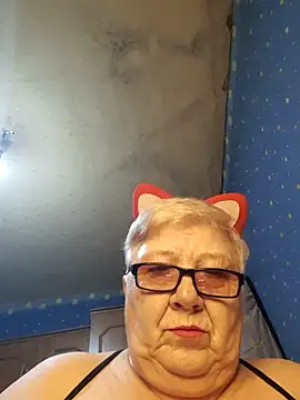 Snapshot of Lena_Gaby chatting on 02-04-25, 09:20 Lena Gaby online show from 02-04-25, 09:20