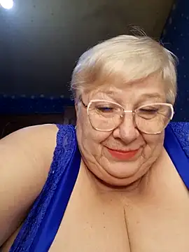 Snapshot of Lena_Gaby chatting on 03-05-25, 08:32 Lena Gaby online show from 03-05-25, 08:32