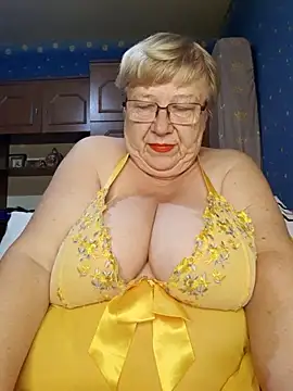 Snapshot of Lena_Gaby chatting on 09-21-25, 03:41 Lena Gaby online show from 09-21-25, 03:41