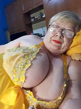 Snapshot of Lena_Gaby chatting on 10-05-25, 07:34 Lena Gaby online show from 10-05-25, 07:34