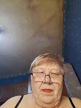 Snapshot of Lena_Gaby chatting on 10-07-25, 03:47 Lena Gaby online show from 10-07-25, 03:47