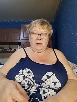 Snapshot of Lena_Gaby chatting on 10-16-25, 05:08 Lena Gaby online show from 10-16-25, 05:08