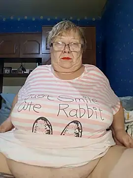 Snapshot of Lena_Gaby chatting on 10-21-25, 03:18 Lena Gaby online show from 10-21-25, 03:18