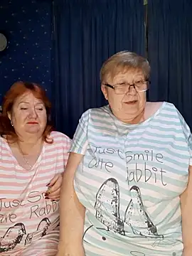 Snapshot of Lena_Gaby chatting on 11-20-25, 08:19 Lena Gaby online show from 11-20-25, 08:19