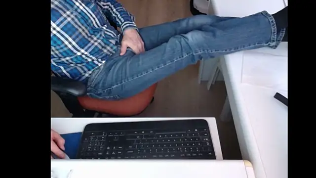 dutchpornking online show from 02-19-25, 04:33