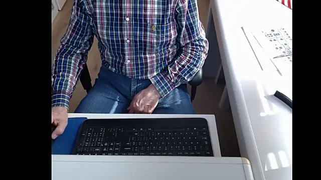 dutchpornking online show from 03-02-25, 12:32