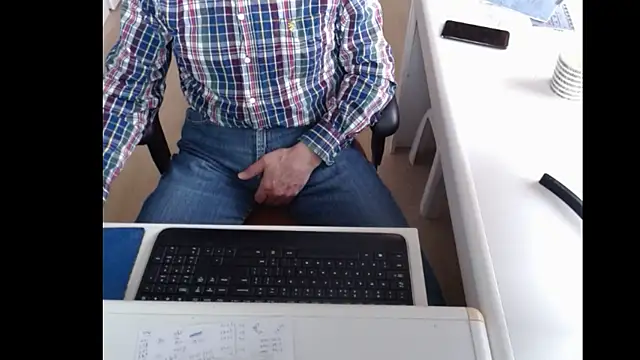 dutchpornking online show from 03-11-25, 11:23