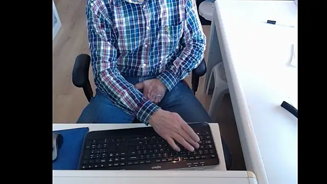 dutchpornking online show from 03-14-25, 07:37