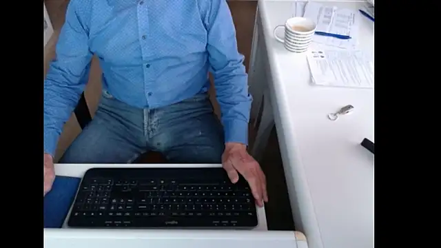 dutchpornking online show from 09-09-25, 06:35