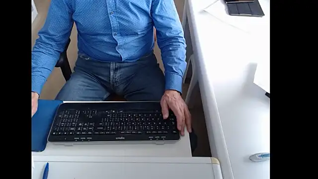 dutchpornking online show from 09-24-25, 09:12