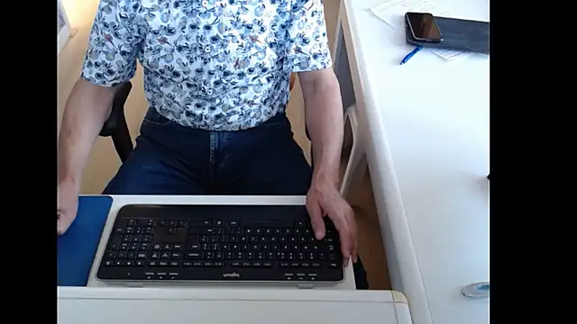 dutchpornking online show from 09-28-25, 07:25