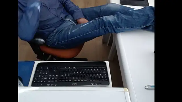 dutchpornking online show from 10-01-25, 12:00