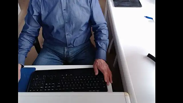 dutchpornking online show from 10-19-25, 07:09