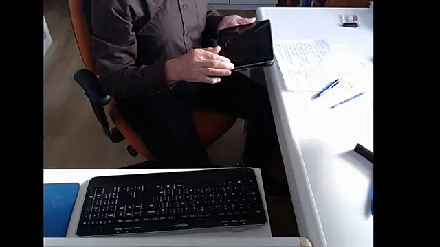 dutchpornking online show from 10-26-25, 12:00