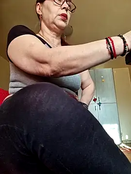 Chriss Tinaa online show from 05-19-26, 04:30