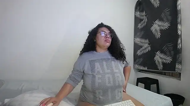 mabigomez00 online show from 04-04-26, 09:18