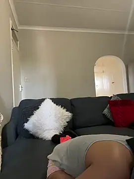 Snapshot of cherrybabe76 chatting on 02-14-25, 07:28 cherrybabe76 online show from 02-14-25, 07:28