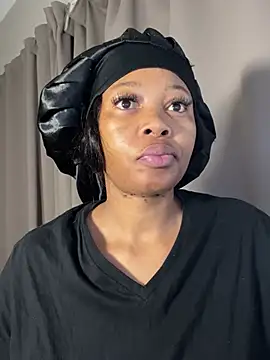 Snapshot of cherrybabe76 chatting on 03-17-25, 06:29 cherrybabe76 online show from 03-17-25, 06:29