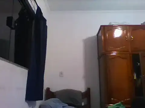 Snapshot of SAFADINHO-25 chatting on 02-02-25, 10:49 SAFADINHO-25 online show from 02-02-25, 10:49