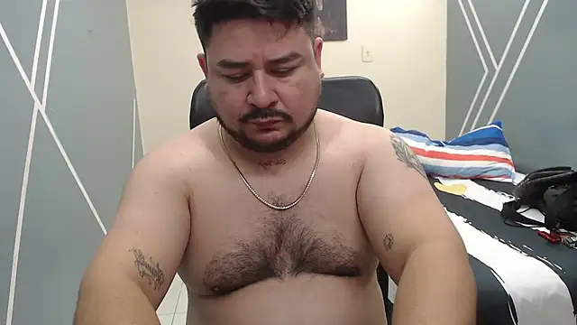 Snapshot of oso_dirty_ chatting on 01-24-25, 05:32 oso dirty  online show from 01-24-25, 05:32