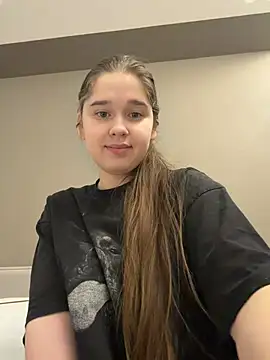 HornyGirlH online show from 02-16-26, 01:24