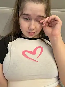 Snapshot of HornyGirlH chatting on 07-21-26, 10:50 HornyGirlH online show from 07-21-26, 10:50