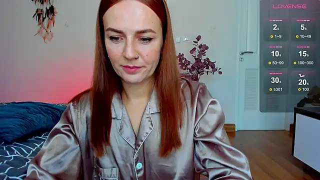 BritneyHall online show from 01-14-25, 07:17