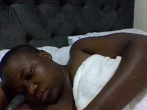 Snapshot of cute-marianna chatting on 11-13-25, 03:16 cute-marianna online show from 11-13-25, 03:16