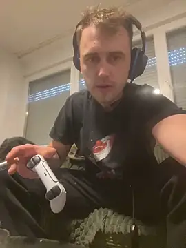 Snapshot of TheJerkingGuy chatting on 04-16-26, 06:09 TheJerkingGuy online show from 04-16-26, 06:09