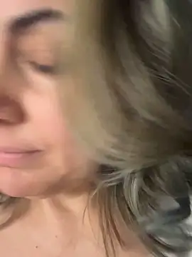 Emma roqueen online show from 04-22-26, 08:32