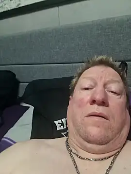 Snapshot of tomtom111111 chatting on 01-02-25, 02:13 tomtom111111 online show from 01-02-25, 02:13