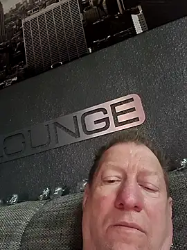 Snapshot of tomtom111111 chatting on 03-14-25, 02:08 tomtom111111 online show from 03-14-25, 02:08