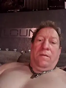 tomtom111111 online show from 11-18-25, 02:10