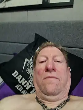 tomtom111111 online show from 03-15-26, 10:54