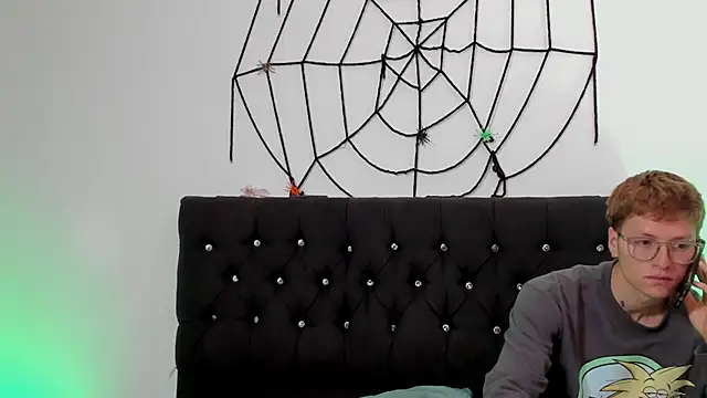 Snapshot of A_sexy_couple__ chatting on 11-06-25, 06:20 A sexy couple online show from 11-06-25, 06:20