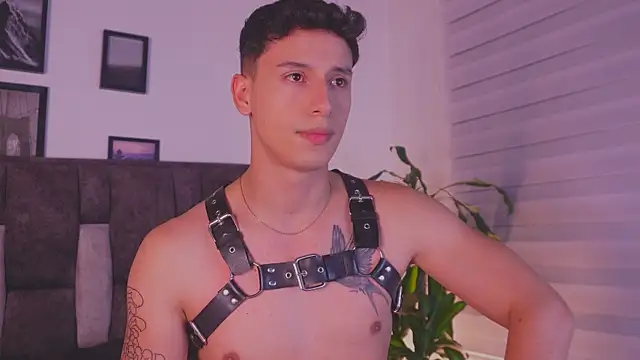 I Gabriel online show from 04-16-26, 04:46