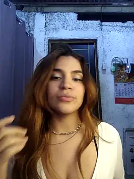 Snapshot of SexyFriends_ chatting on 04-24-26, 11:29 SexyFriends online show from 04-24-26, 11:29