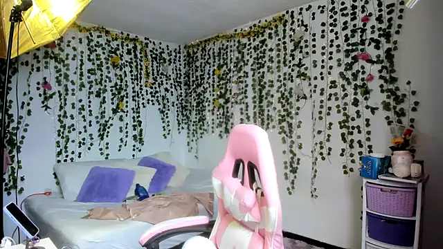 violeta milleer online show from 02-16-26, 06:15