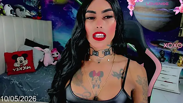 Snapshot of Nella_Dolls chatting on 05-10-26, 08:08 Nella Dolls online show from 05-10-26, 08:08