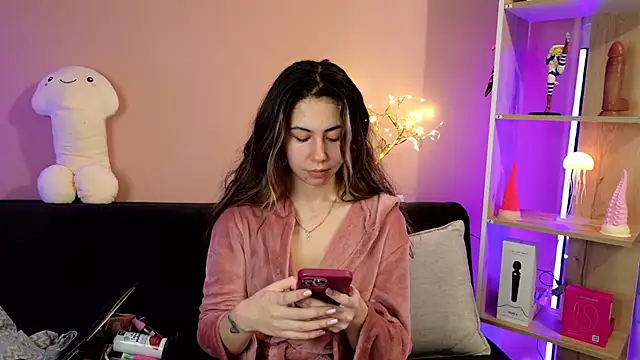 Snapshot of lilly_sweett chatting on 04-21-26, 11:07 lilly sweett online show from 04-21-26, 11:07