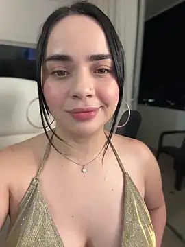 Snapshot of GeorginaJones chatting on 01-25-25, 12:59 GeorginaJones online show from 01-25-25, 12:59