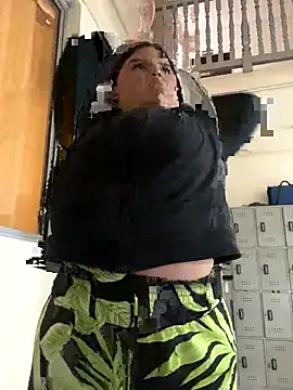 Snapshot of Lia_sexx chatting on 09-09-25, 12:05 Lia sexx online show from 09-09-25, 12:05