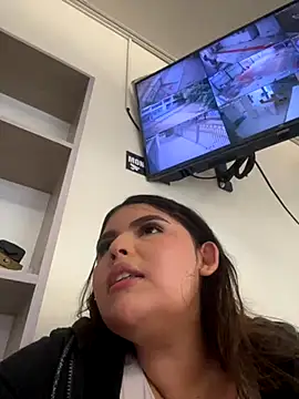 Snapshot of Lia_sexx chatting on 11-20-25, 07:02 Lia sexx online show from 11-20-25, 07:02