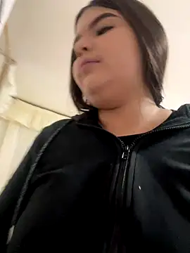 Snapshot of Lia_sexx chatting on 11-29-25, 11:57 Lia sexx online show from 11-29-25, 11:57