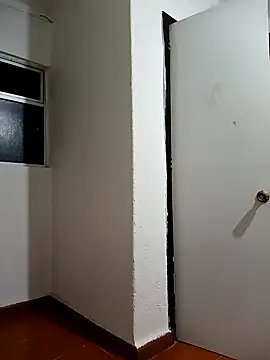 Snapshot of Latinopervs chatting on 02-06-25, 06:18 Latinopervs online show from 02-06-25, 06:18