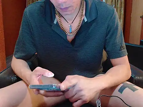 Latinopervs online show from 02-12-26, 01:11