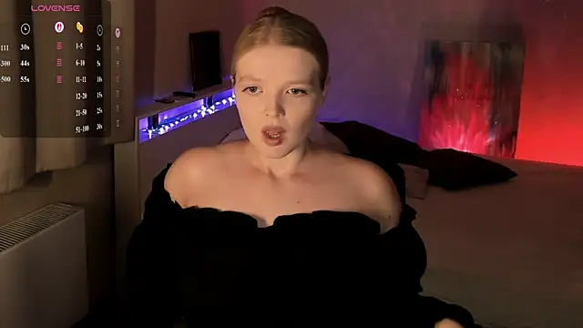 Snapshot of Ssweet_annie chatting on 06-21-26, 07:27 Ssweet annie online show from 06-21-26, 07:27